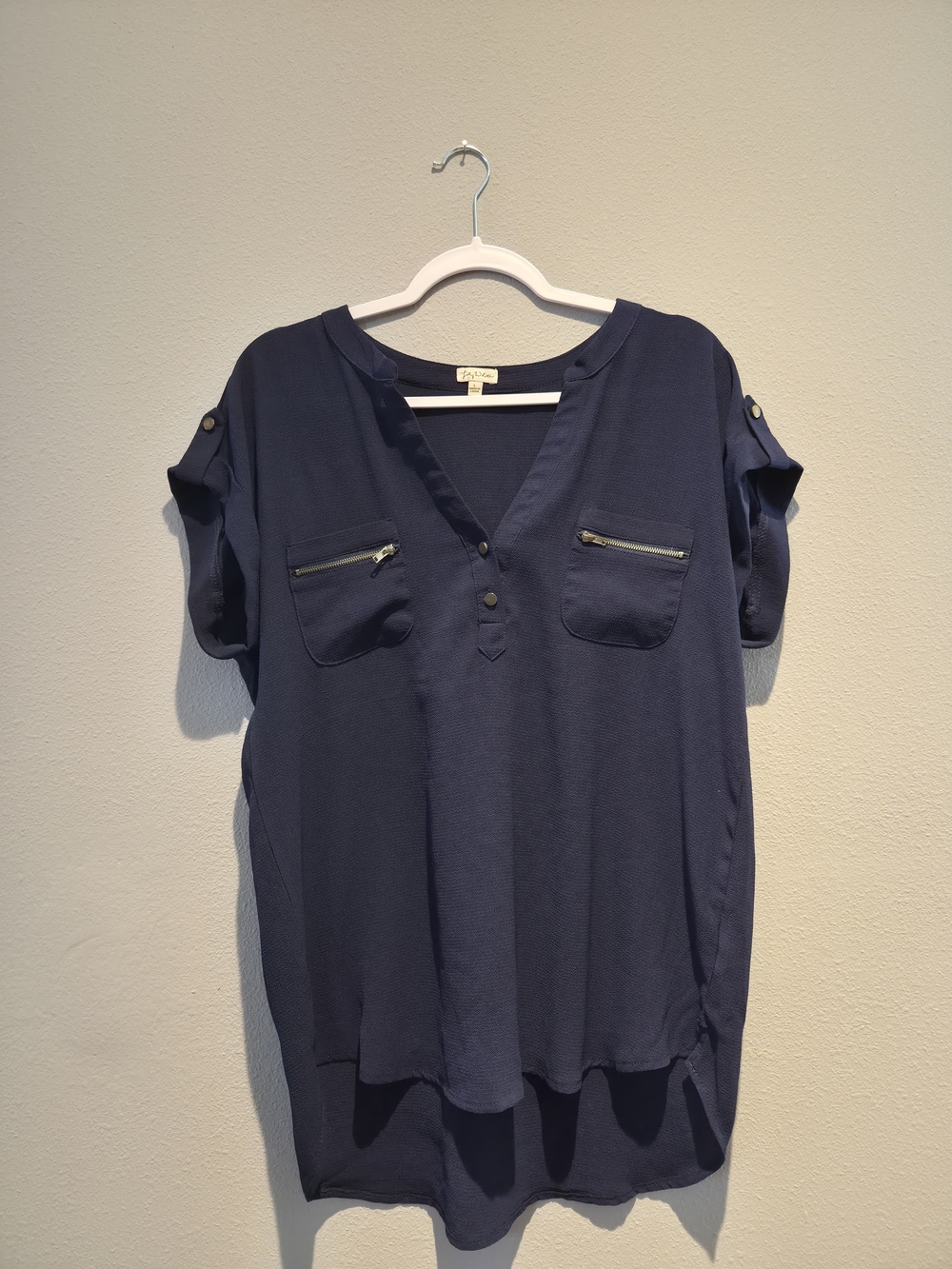 Lily White Navy V-Neck Short Sleeve Blouse with Zip Pockets